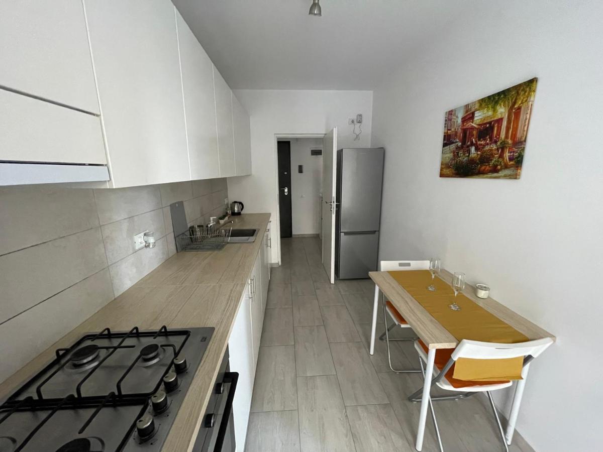 Pearl Luxury Apartment Near Presidential Palace Bukarest Eksteriør billede